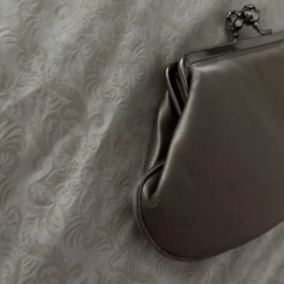 Anya Hindmarch Bespoke Maud Clutch Evening Bag - Picture 6 of 7